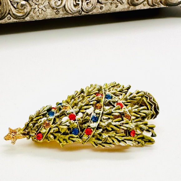 Vintage BOOK PIECE Arthur Pepper Christmas Tree Rhinestone Brooch - Picture 10 of 11
